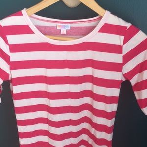 3-4 sleeve LulaRoe top